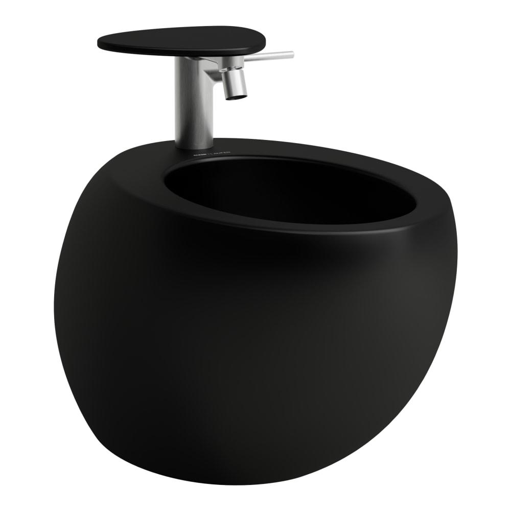 Laufen Il Bagno Alessi Black Matt bide 58,5x39x35,7 konzolni sa centralnim otvorom za bateriju, sa skrivenim prelivom, keramičkim poklopcem ventila i dve bočne rupe za priključak vode 8.3097.1.716.304.1