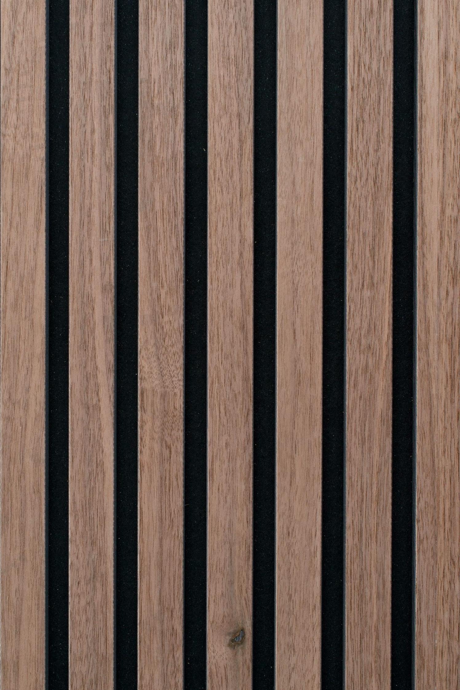 Nawood Walnut 300x60x2,2 akustični panel sa drvenim letvicama 1.80