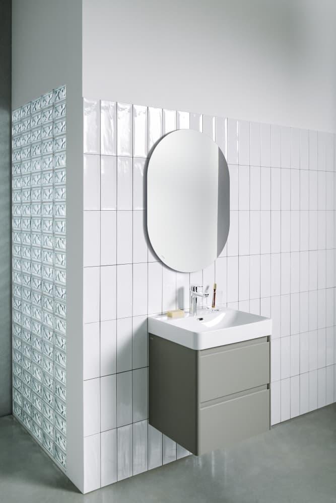 Laufen Pro X White umivaonik (lavabo) 60x46,5x15,5 konzolni sa rupom za bateriju i prelivom 8.1086.3.000.104.1