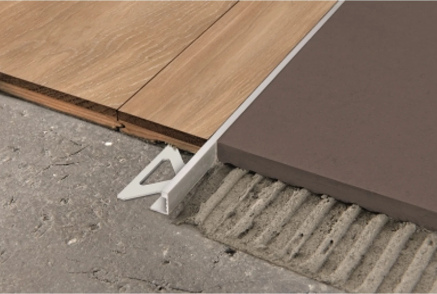 Progress Profiles Global 12,5mm Polished Silver GBFLPC125 lajsna (profil) ugaona aluminijumska za pločice dužine 2,7m